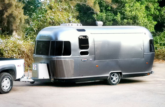 אוטו אוכל מיוחד למגוון אירועים אצלנו בפרו פוד